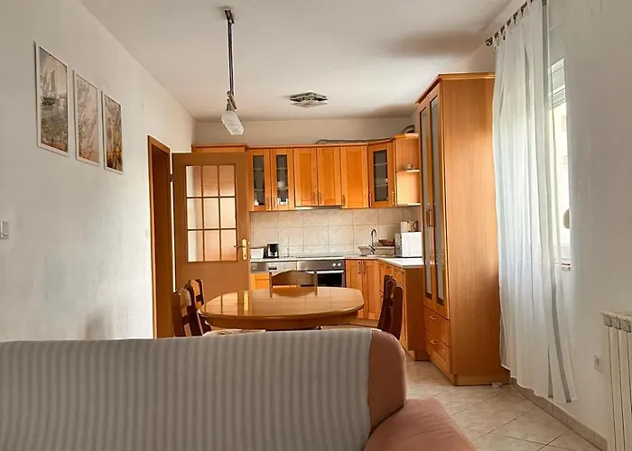 Апартаменты Vali 1 Трогир